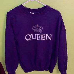 Purple queen crew neck